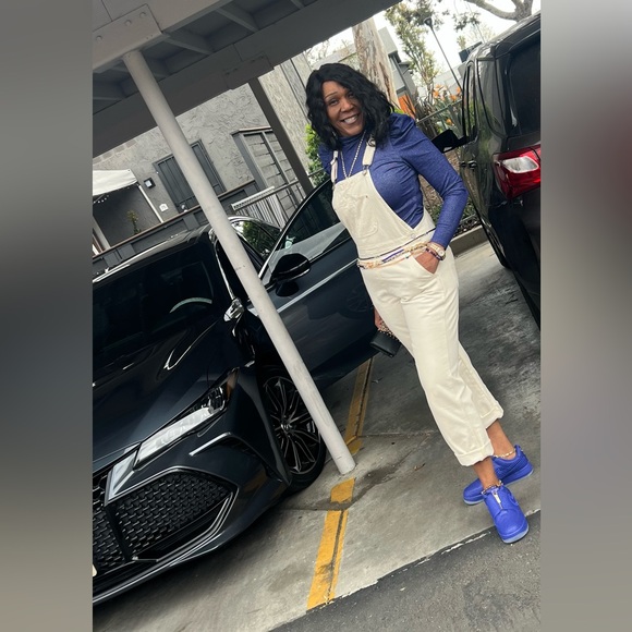 🔥My Live Shows with Beautiful Women's Fashion and Jewelry 💜💜💜 - Picture 6 of 16